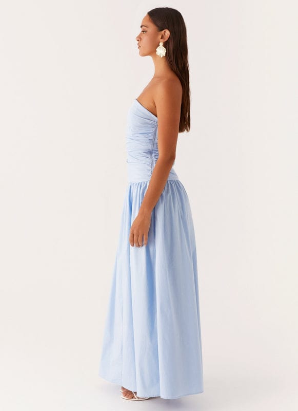 Coralia | Sleeveless Maxi Dress in Blue3