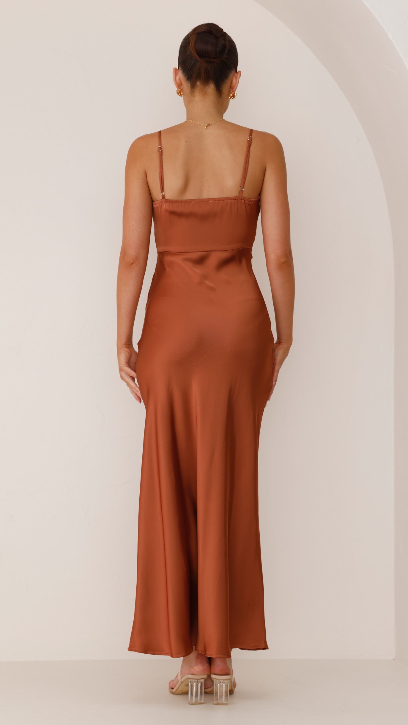 Darlene | Robe maxi élégante à bretelles spaghetti pour femmes