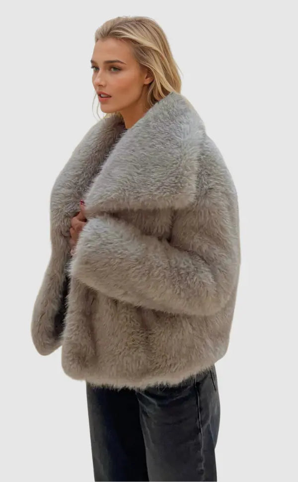 Ela | Manteau en fausse fourrure pour femme