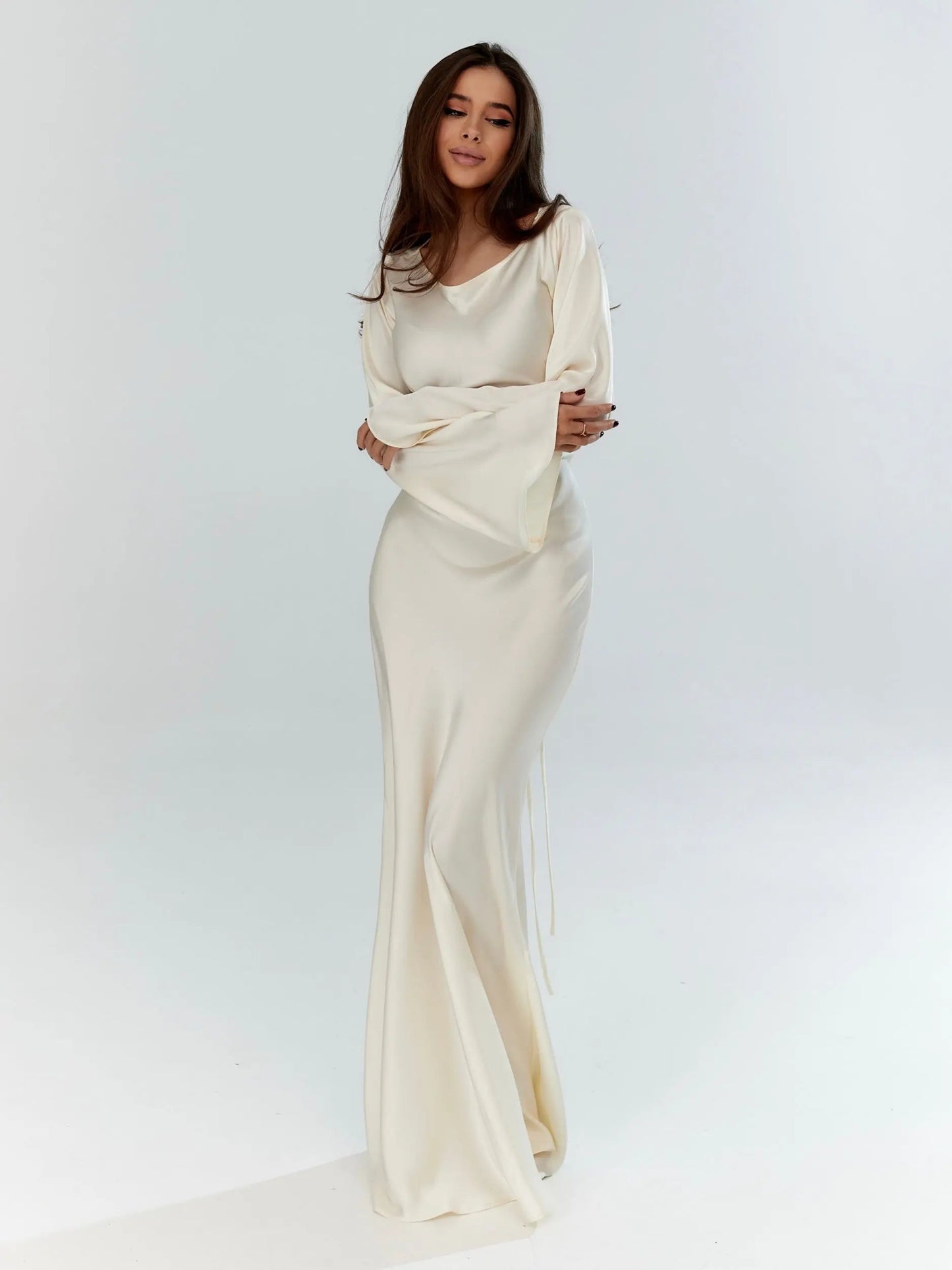Pharia | Robe maxi à manches longues pour femmes – Élégance intemporelle pour chaque occasion
