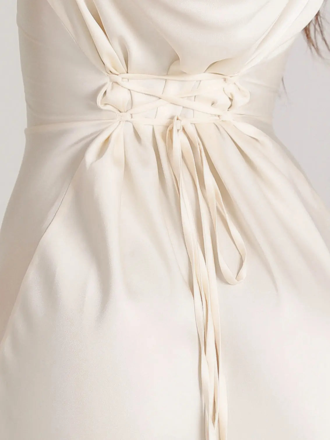 Pharia | Robe maxi à manches longues pour femmes – Élégance intemporelle pour chaque occasion