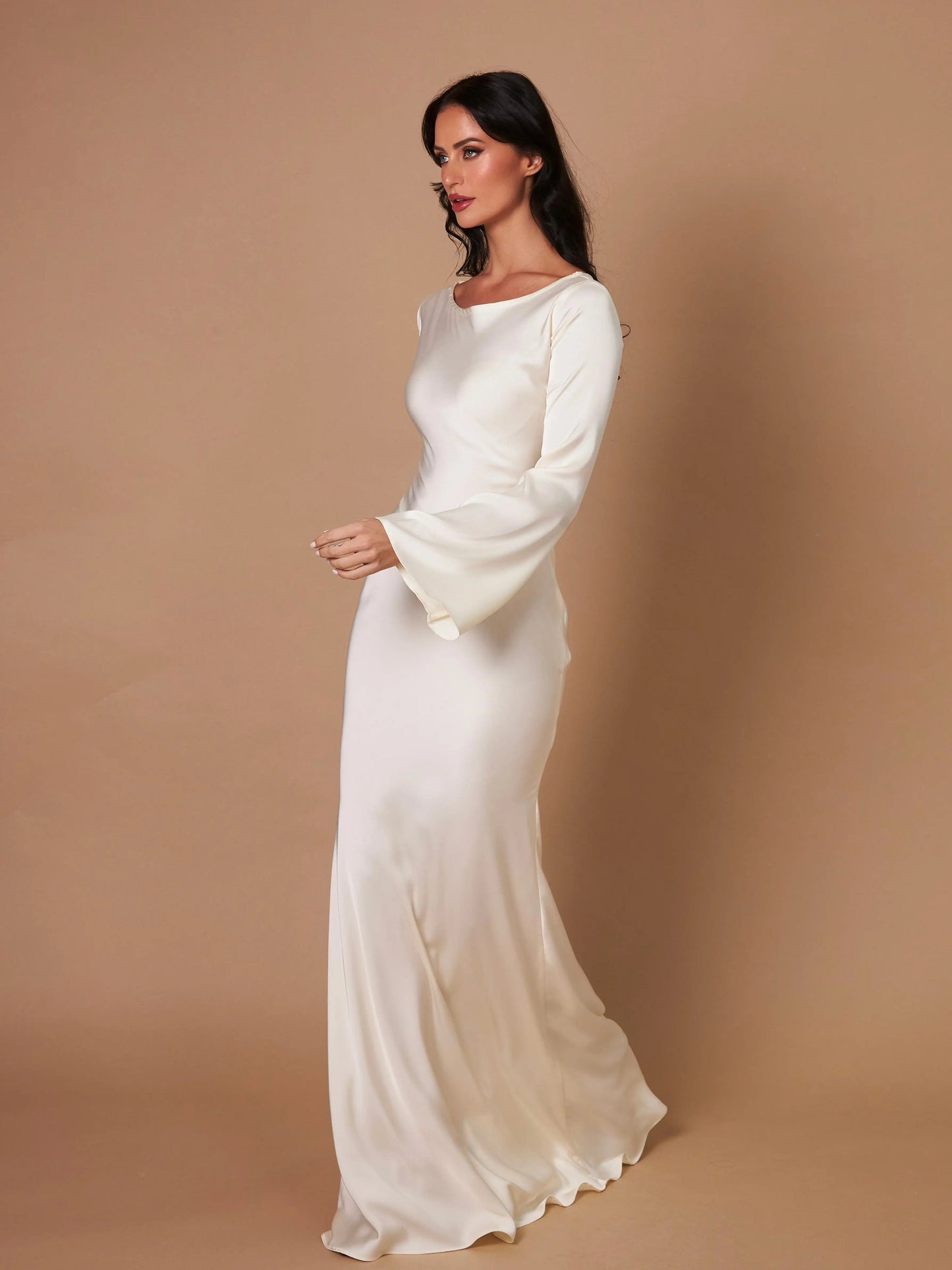 Pharia | Robe maxi à manches longues pour femmes – Élégance intemporelle pour chaque occasion