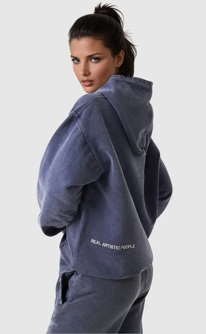 Culture Oversized Hoodie – Vintage-Washed Graphic Streetwear