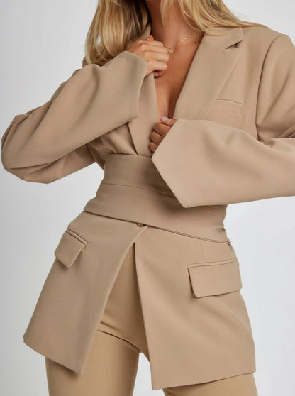Valenora | Blazer ceinturé ajusté pour femmes