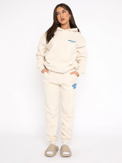 Ensemble WhiteFox – Sweat à capuche et pantalon deux pièces pour femmes